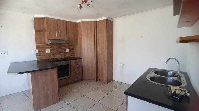 To Let 2 Bedroom Property for Rent in Forest Village Western Cape